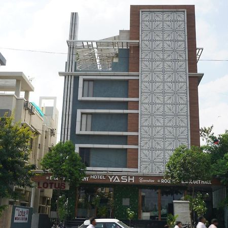 โรงแรมยาศ เอ็กเซคคิวทีฟ ออรังกาบัด ภายนอก รูปภาพ