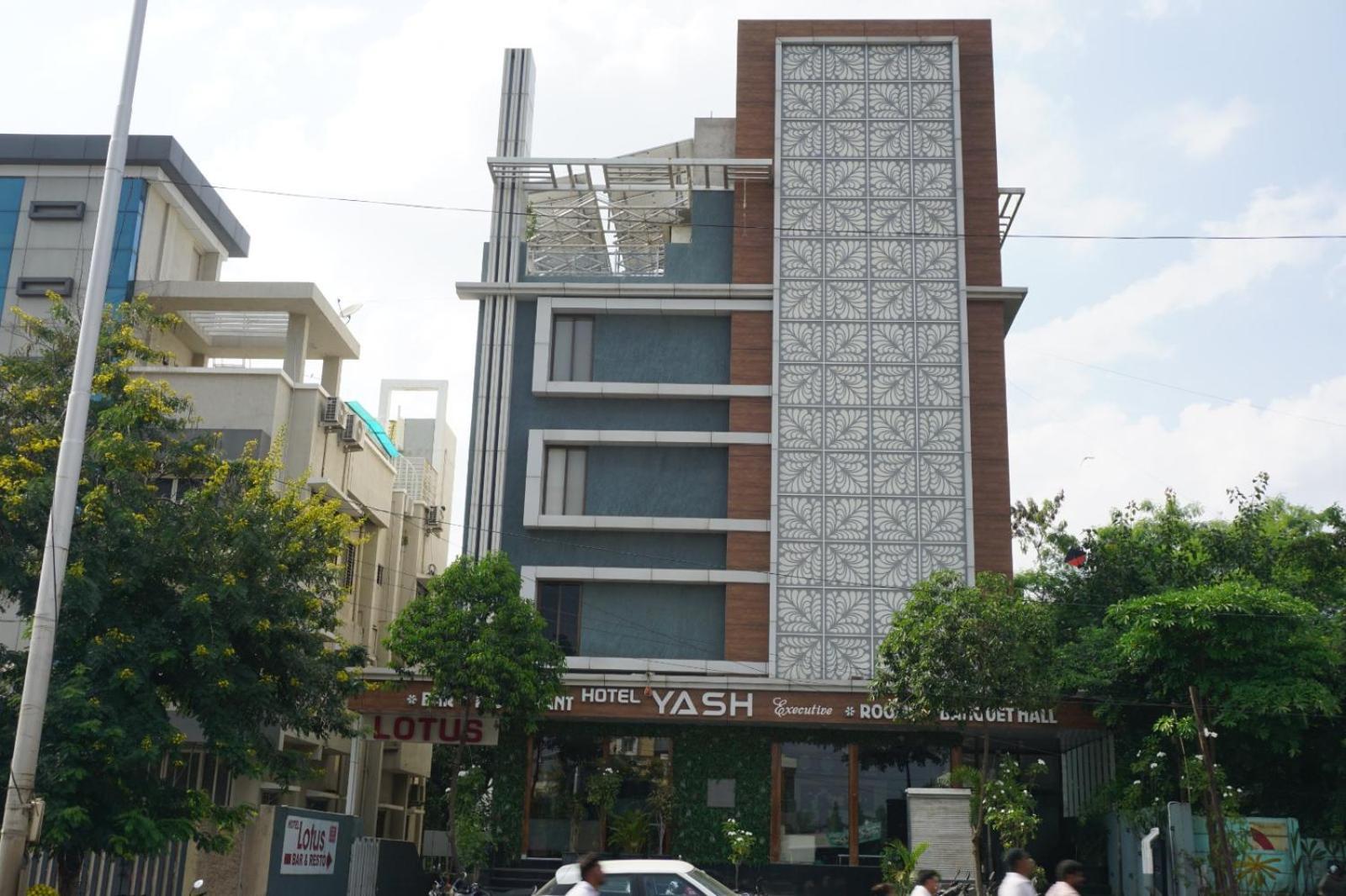 โรงแรมยาศ เอ็กเซคคิวทีฟ ออรังกาบัด ภายนอก รูปภาพ